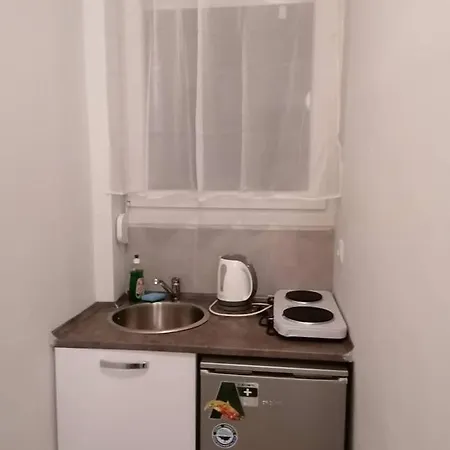 Kristalli Apartamento Tesalónica